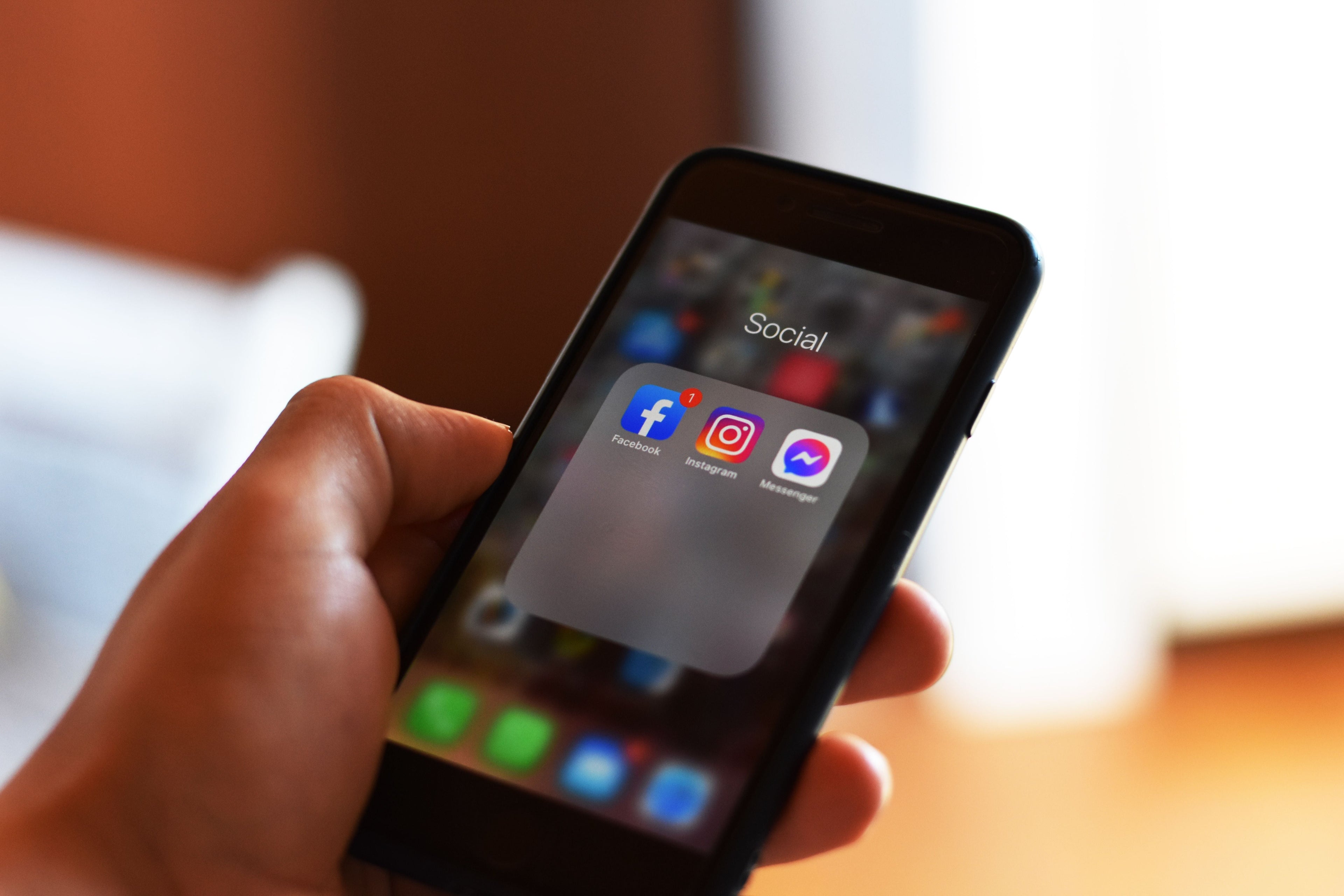Can Too Much Screen Time Affect Men's Sexual Health?